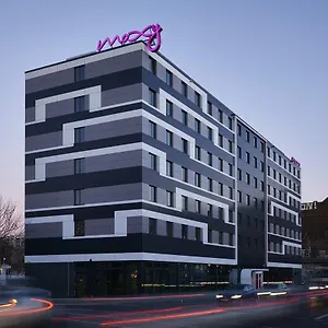 Moxy Ostbahnhof Hotel