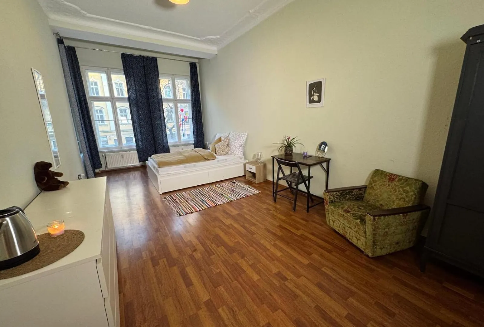 2 Zimmer Wohnung Im Herzen Neukoellns Berlin 0*,  Germany